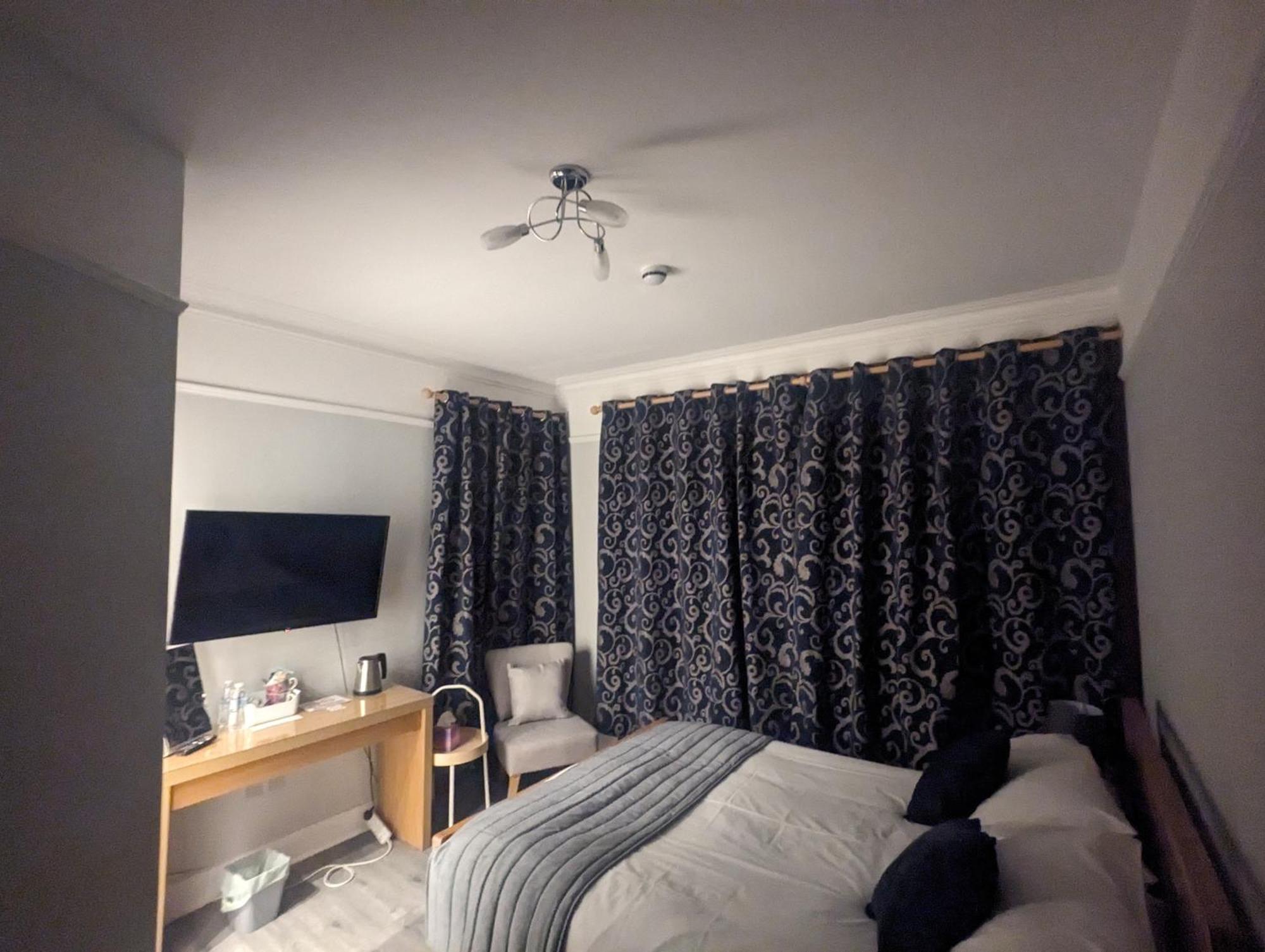 Hotel The Cairns Leven Leven  Habitación foto
